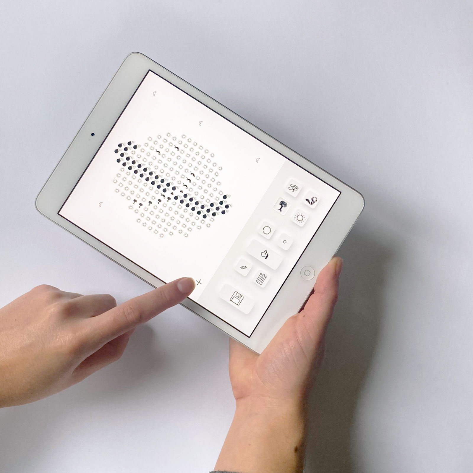 Application de médiation pour l'exposition Icônes, Musée de l'imprimerie et de la communciation graphique, 2022