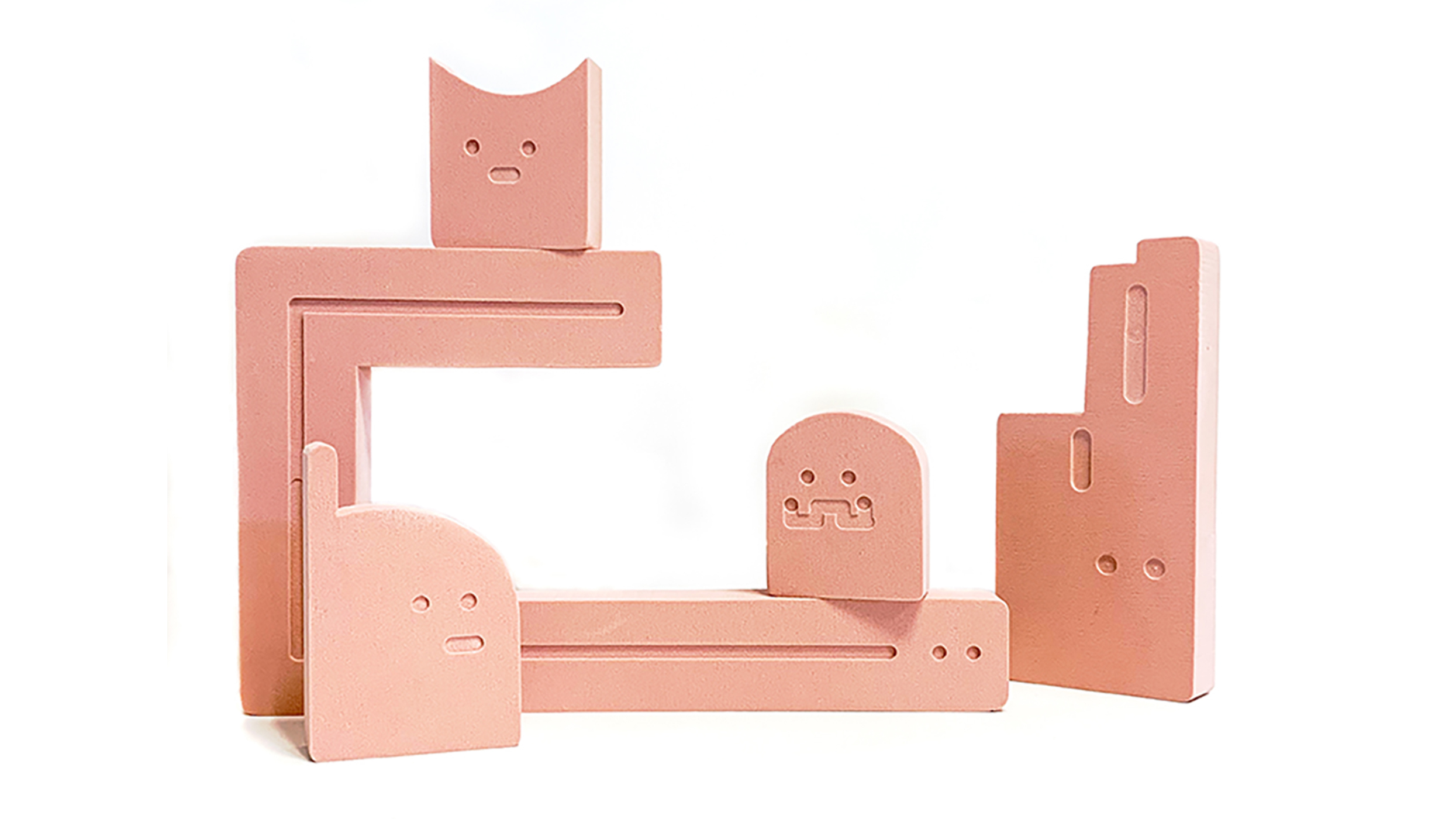 Poncer, découper, fraiser, percer