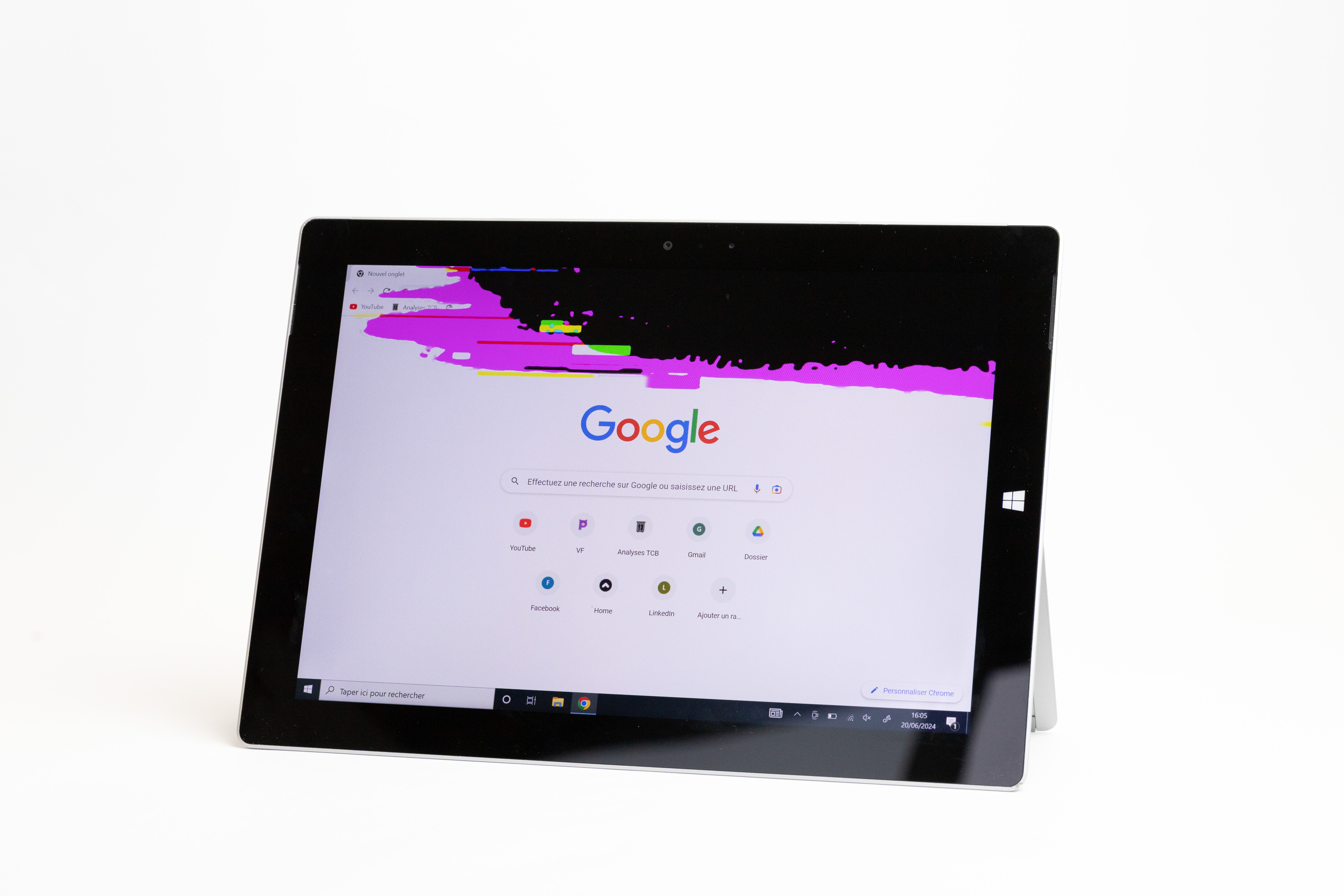 Simulation d'un choc sur écran à installer sur son appareil fonctionnel.